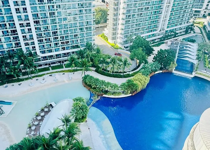 Apartment 725 Positano Tower - Azure Urban Residences *